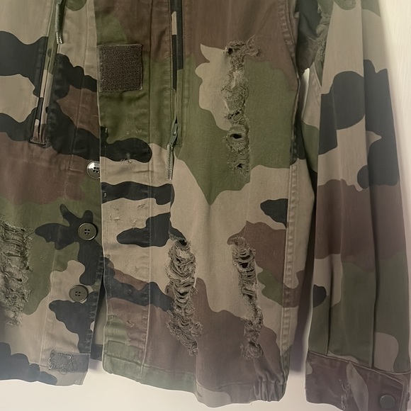 Camo distressed jacket - Picture 9 of 11